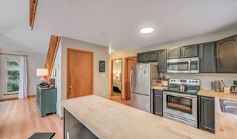 238 King Arthur Rd, Blakeslee, PA 18610