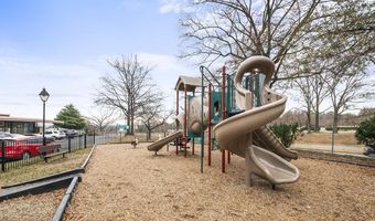 1111 ARLINGTON Blvd 318, Arlington, VA 22209