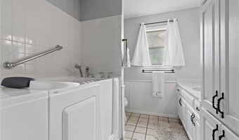 200 Turkey Creek Rd, Bartlesville, OK 74006