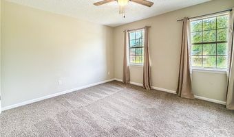 205 Pamela Dr, Allenhurst, GA 31301