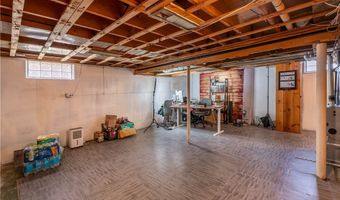 96 Hendricks Blvd, Amherst, NY 14226
