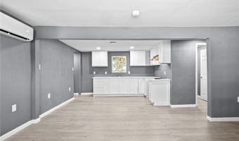 943 S Whitney St, Aransas Pass, TX 78336