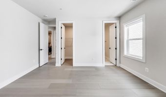 6934 RENITA Ln, Bethesda, MD 20817