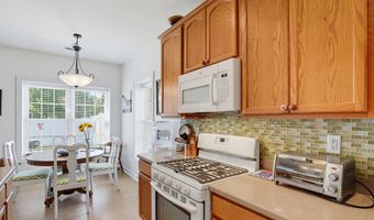 216 N RED HAVEN Ln, Dover, DE 19901