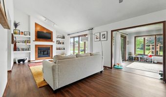 704 Redding Rd, Angola, IN 46703