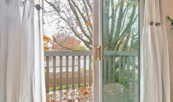 9343 Mackenzie Circle Dr, Affton, MO 63123