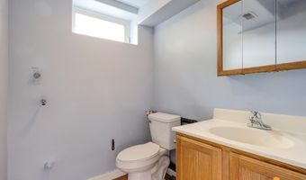 1558 E St, Anchorage, AK 99501