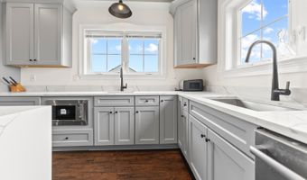 17 Aldine Shirley Rd, Alloway, NJ 08318