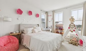 42597 NUBBINS Ter, Ashburn, VA 20147