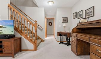 2751 Rivers Bluff Ln, Anoka, MN 55303