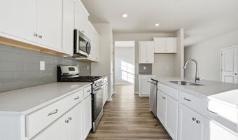 734 N Iron Hill St, Boiling Springs, SC 29316