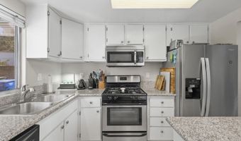 1716 Shoreline St, Camarillo, CA 93010