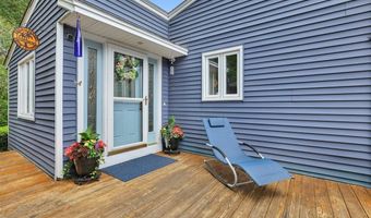 6 Beechwood Cir, Cromwell, CT 06416