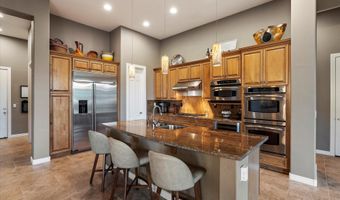 41318 N CLUB POINTE Dr, Anthem, AZ 85086