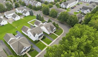 3992 Trade Royal Crossing Dr, Columbus, OH 43230
