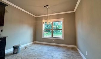 8 Cannich Ln, Bella Vista, AR 72715
