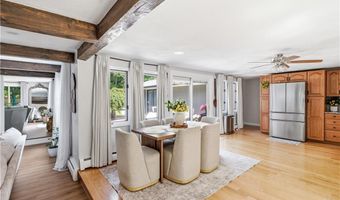 253 Station St, Coventry, RI 02816