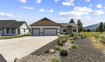 40 Bunker Ln, Blanchard, ID 83804