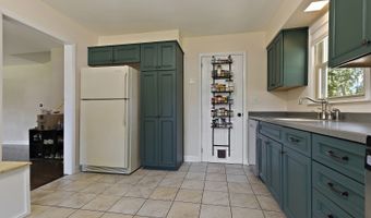 110 Cheri Ln, Antioch, IL 60002