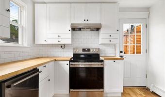 1745 Diamond Hill Rd, Cumberland, RI 02864