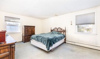 94 Treble Rd, Bristol, CT 06010
