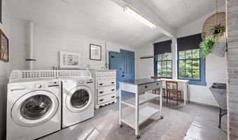 123 CORAL St, Beach Haven, NJ 08008