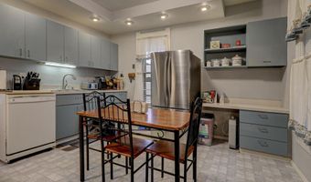 1208 N SUPERIOR St, Appleton, WI 54911