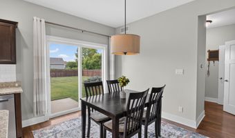 2706 Kingston Dr, Ames, IA 50010