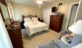 129 Birchwood Rd, Blakeslee, PA 18610