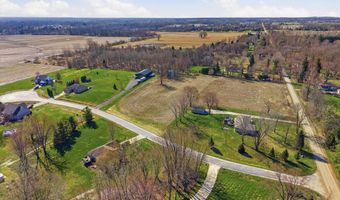 7036 Rea Ln, Almont, MI 48003