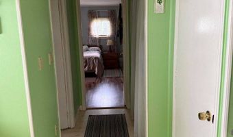 6 G St, Bangor, ME 04401