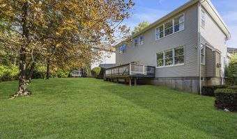 4 Isabella Ct, Atlantic Highlands, NJ 07716