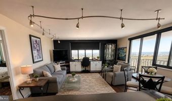 100 S BERKLEY Sq, Atlantic City, NJ 08401