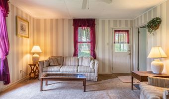1696 Morton Ave, Albany, OH 45710