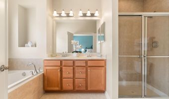 20911 HOUSEMAN Ter, Ashburn, VA 20148