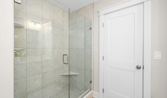 3831 NW Reinhart Dr, Ankeny, IA 50023