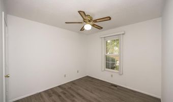 3823 N Barrington Ct, Arnold, MO 63010