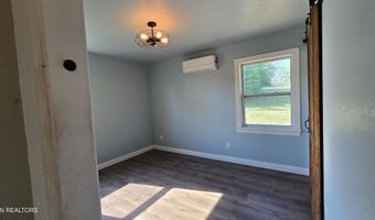 208 Riggs St, Athens, TN 37303