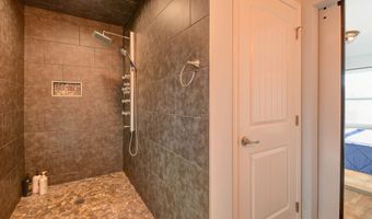 17 Highwoods Dr 16 And 17, Bartlett, NH 03812