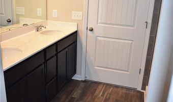 102 Graham Cir, Adairsville, GA 30103