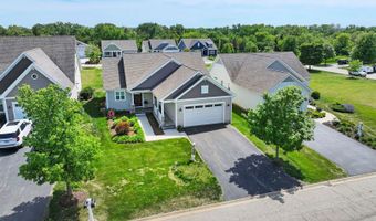 40491 N S Newport Dr, Antioch, IL 60002