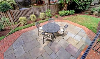 4831 26TH St N, Arlington, VA 22207