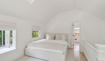 6 Cozzens Ln, Amagansett, NY 11930
