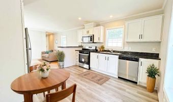 7055 Quarry Rd 106, Amherst, OH 44001