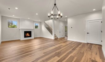 916 SE 35TH St, Battle Ground, WA 98604