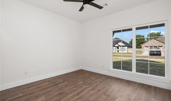 504 Waggoner Ln, Barling, AR 72923