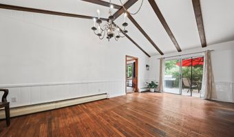 37 Anella Dr, Bethany, CT 06524