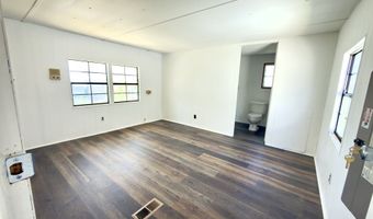 97883 Court St 31, Brookings, OR 97415