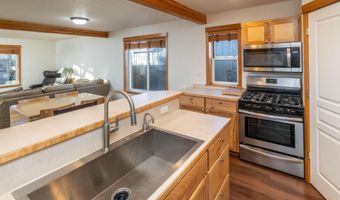 139 SE Roosevelt Ave, Bend, OR 97702