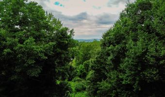 1073 Chapel Rd, Bennington, VT 05201
